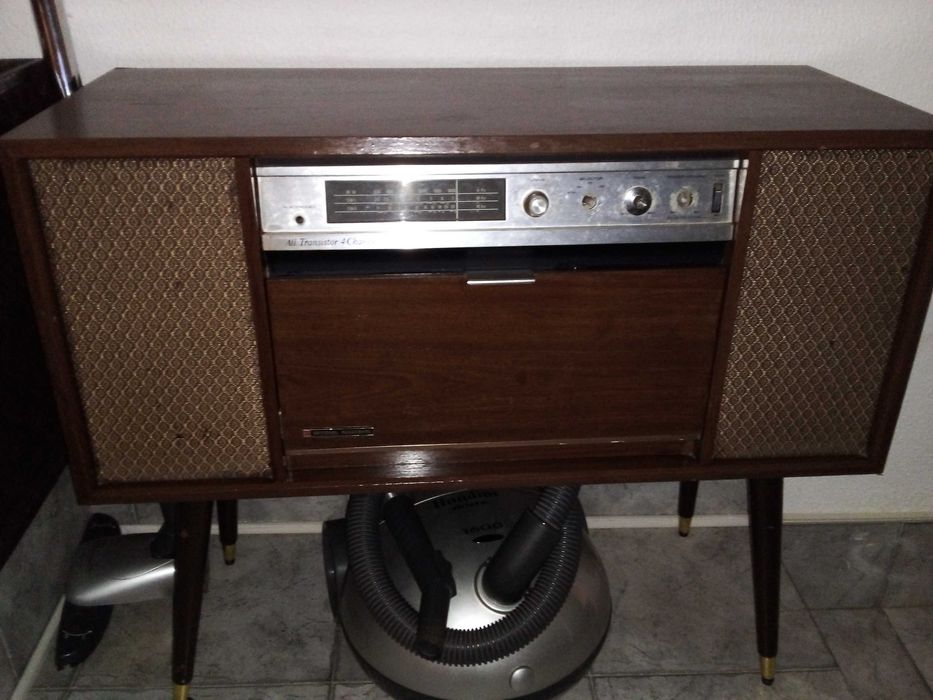 Movel Radio/leitor vinil Vintage National/Panasonic
