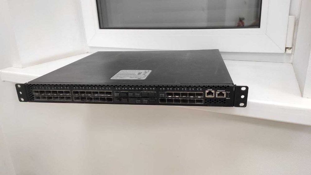 Комутатор керований Quanta LB8 10GE SFP+