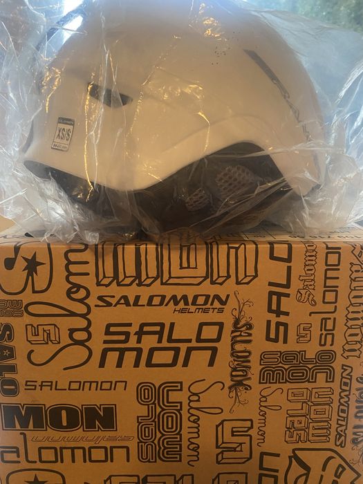 Kask narciarski Salomon nowy.