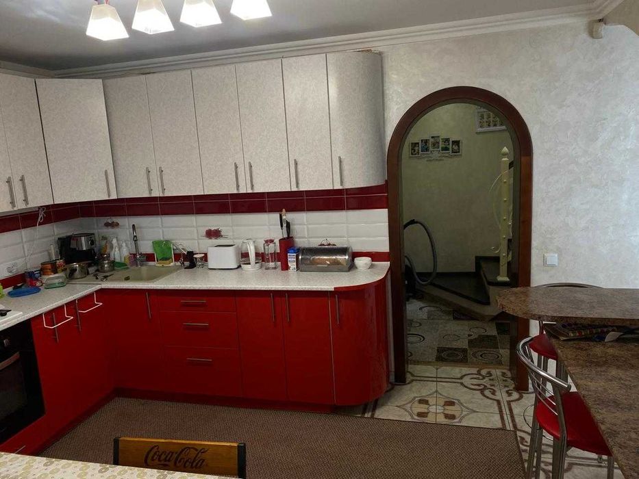 Здається в оренду будинок