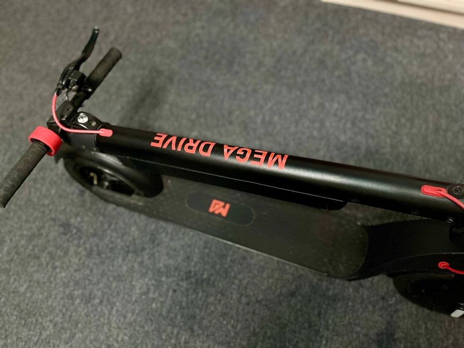 Продам електросамокат