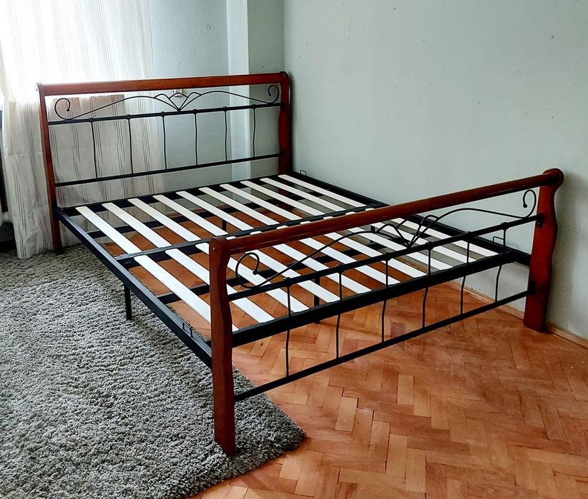 Drewno i metal, prawie nowe