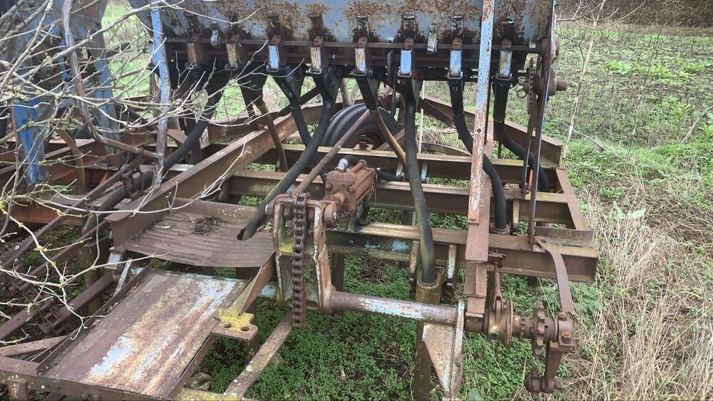 Продам сівалки SЕМЕАТО TDNG 420 прямий посів.  Також Ротаційну борону.