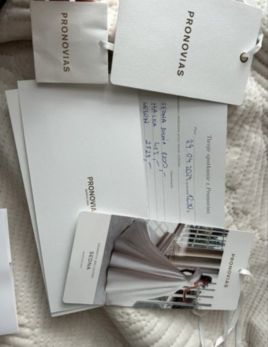 PRONOVIAS Sedna + halka.