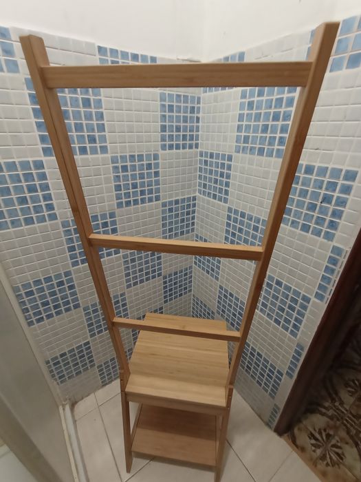 Cadeira com Toalheiro Bambu IKEA - Modelo: RAGRUND Como nova.