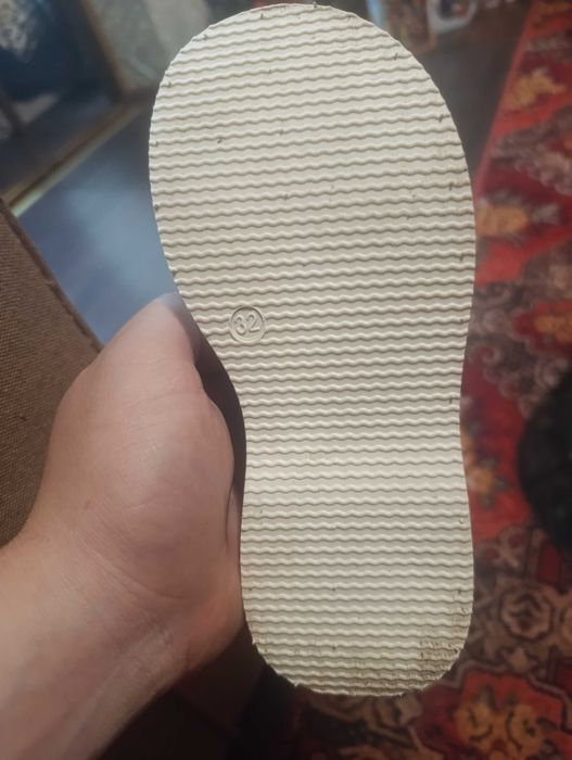 Туфлі для дівчинки 5-6 років