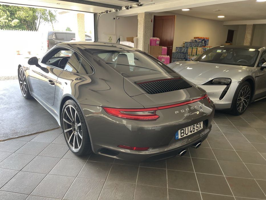 Porsche 911    991.2. 4S
