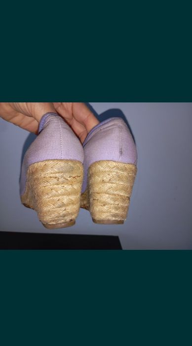 Sapatos de cunha ideal