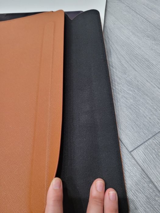 Шкіряний чохол для MakBook Air 15,3