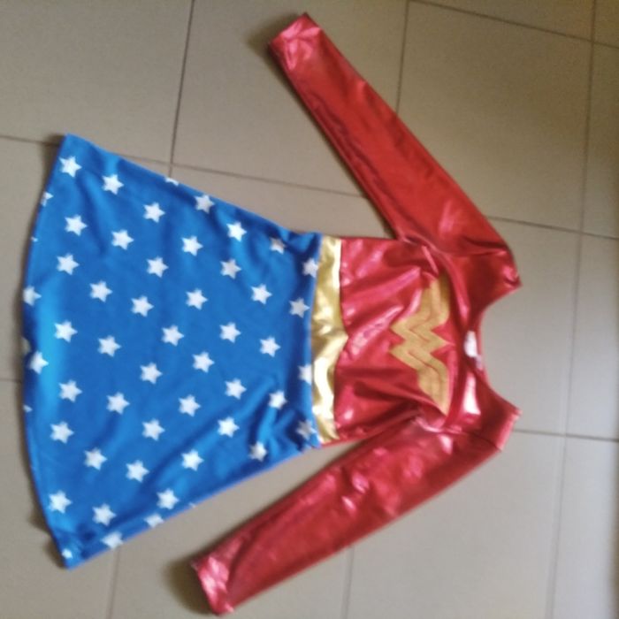 Sukienka strój Wonder Woman na 122-128 cm H&M