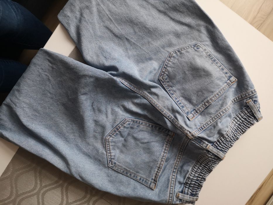 Spodnie mom jeans Pull&Bear