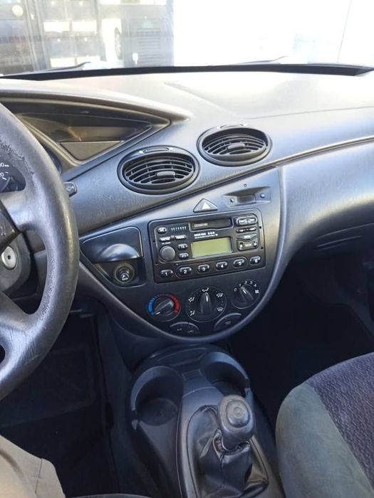 Ford Focus 1.4 Ambiente foto 5