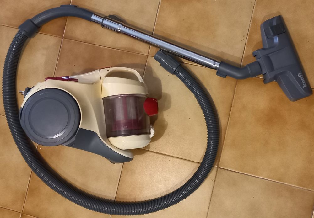 Aspirador Kunft com boa aspiração