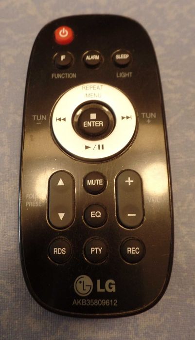 LG Micro Hi-Fi PC14-UD with iPod Dock64737978612097121