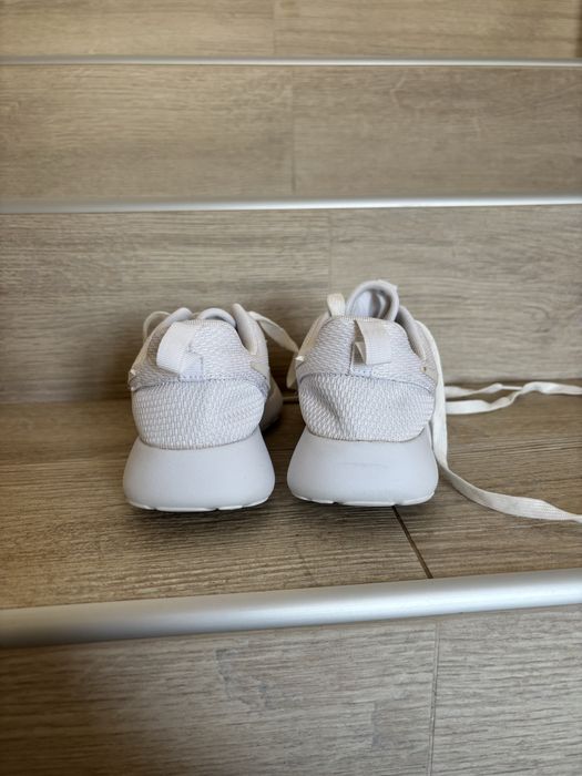 Кросівки Nike roshe one