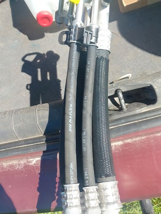 Продам трубки кондиционера tesla model 3