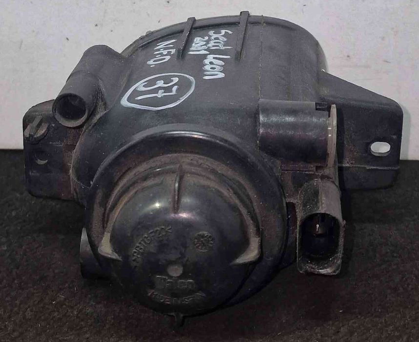 Farol Nevoeiro Frente Direito SEAT LEON (1M1) ano 2001