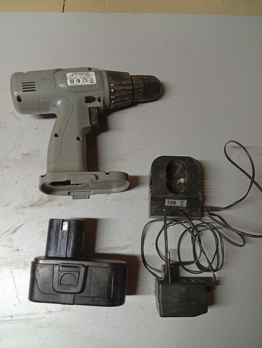 Шуруповерт робочий