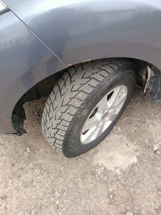 Ситроен с кроссер. Дизель 2.2. Повний привід