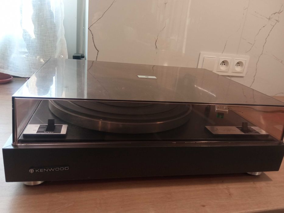 Gramofon KENWOOD KD-1033