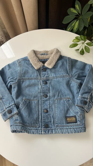 Куртка zara, бузрукавка