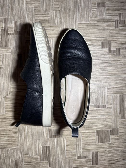 Сліпони Ecco 38 розмір (чорні)