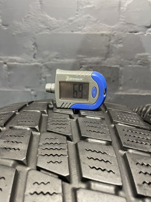 2шт 225/65 R16c Toyo H09