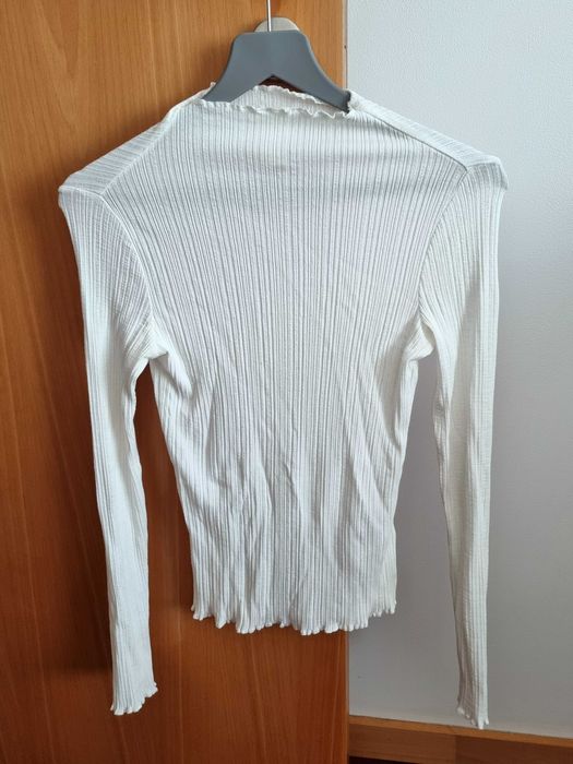 Camisola branca com efeito franzido 94% viscose H&M, tamanho XS