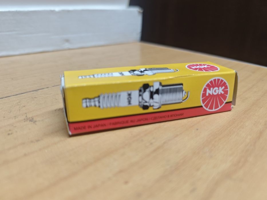 Vela de ignição B8ES NGK - Nova a estrear