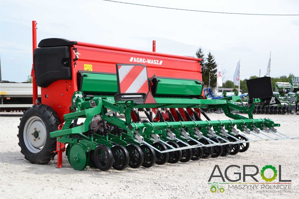 Siewnik zbożowy 3m AGRO-MASZ SR301 stopkowy talerzowy SN301 Model 2025