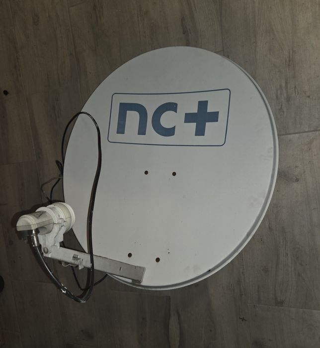 Antena satelitarna