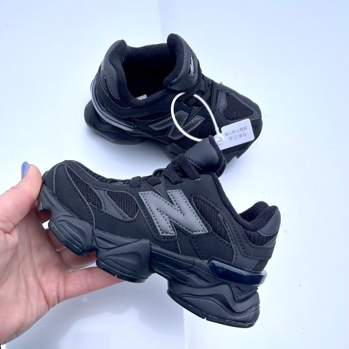 Дитячі кросівки New Bal:ance 9060 Triple Black розміри 26-37
