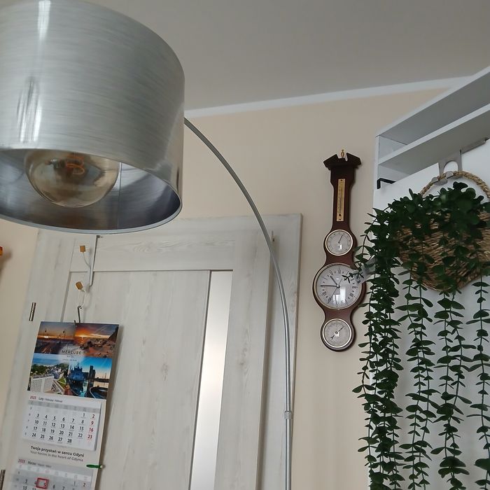 Lampa stojąca, podłogowa