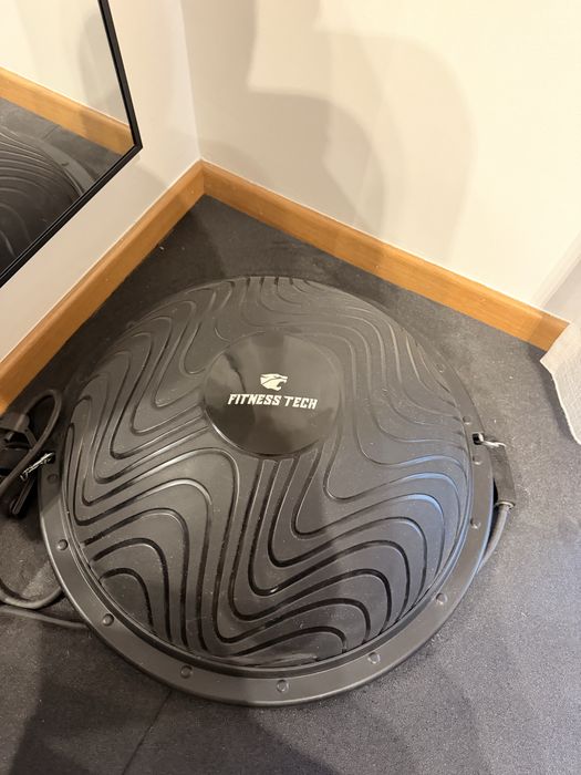 Bosu preto Fitness Tech