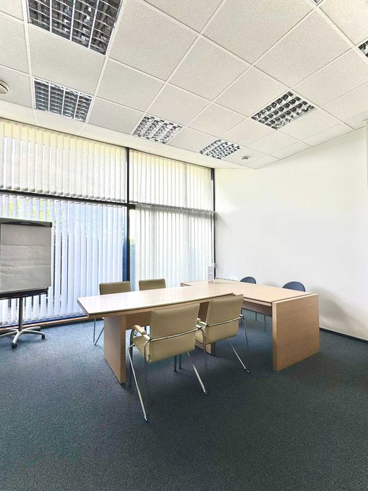 Sala konferencyjna / Biuro na godziny | Wrocław Psie Pole | Parking | Klimatyzacja | Już od 50zł/h