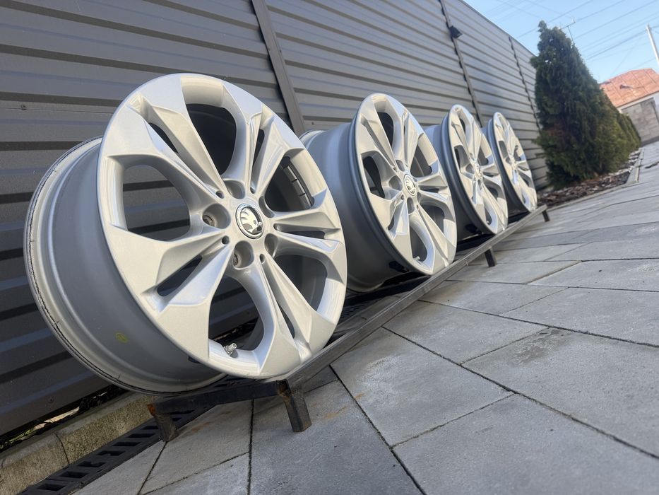 Диски 17R 5x112 7.5J IS52 Skoda Seat Audi Seat BMW