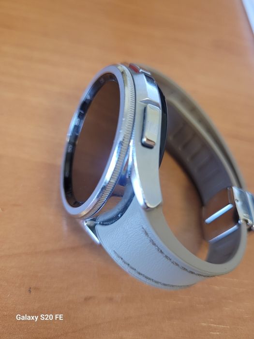 Samsung Galaxy Watch6 Classic 43 mm LTE / eSIM – SM-R955F
