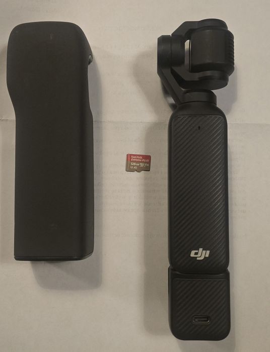 Dji Osmo Pocket 3
Kamera DJI Osmo Pocket 3 Creator Combo
Kamera DJI O