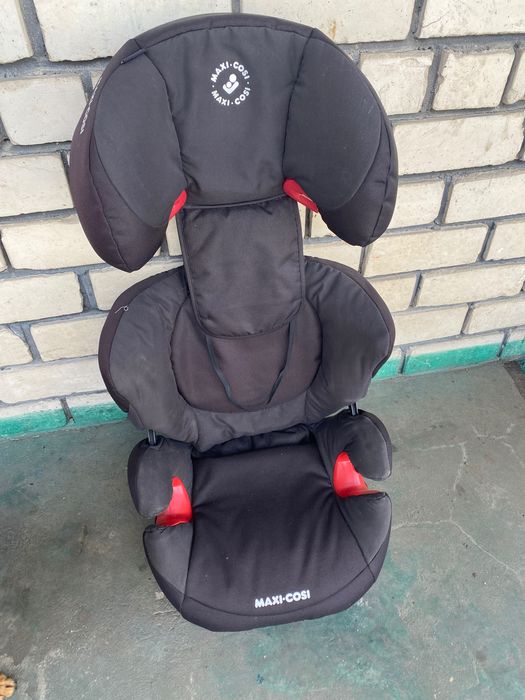 Автокрісло  Maxi Cosi 15-36 кг