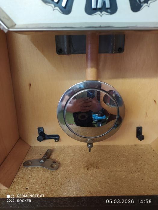 Годинник настінний, механічний, маятниковий Янтарь. З боєм.