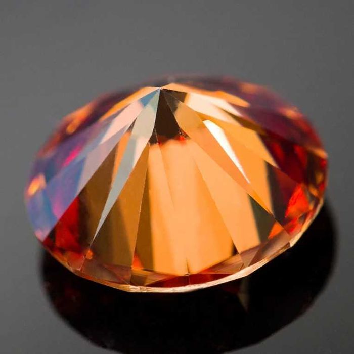 Diament Moissanit Pomarańcz 5mm-0.5CT VVS1-D
