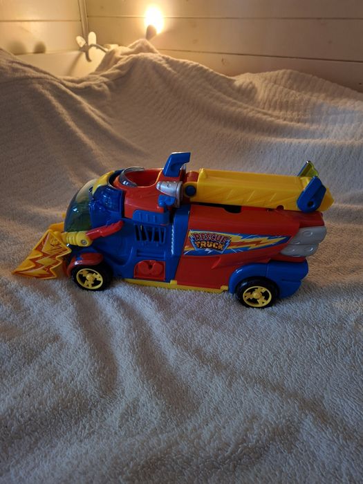 Ciężarówka Rescue Truck Super Things