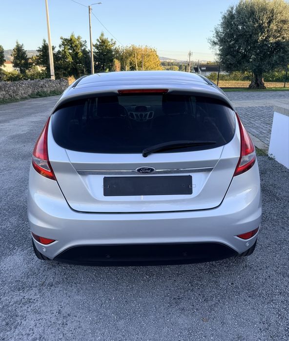 Ford fiesta 1.6 tdci motor PSA 110 cv exlente estado . — photo 5