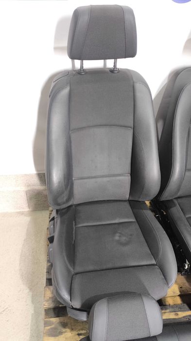 Bancos BMW Serie 1 (E82) Pack M Tecido/Couro