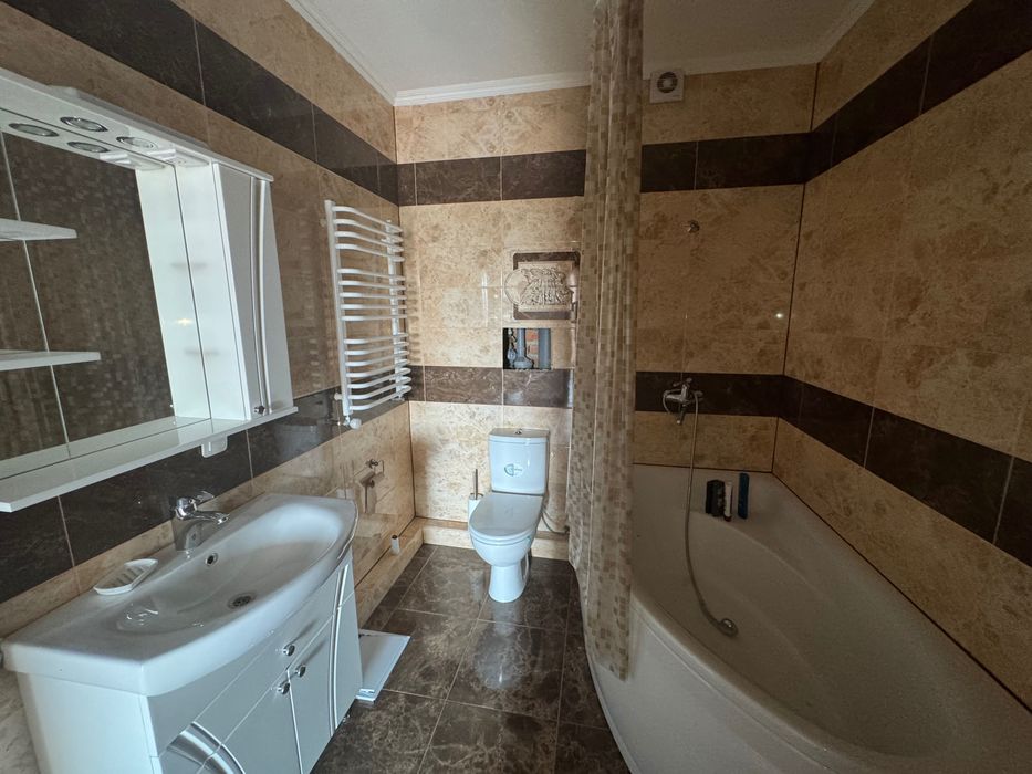 Продаж 2к квартири в центрі Чорткова