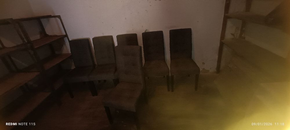 Beliche, colchão de casal, jogo de mesas