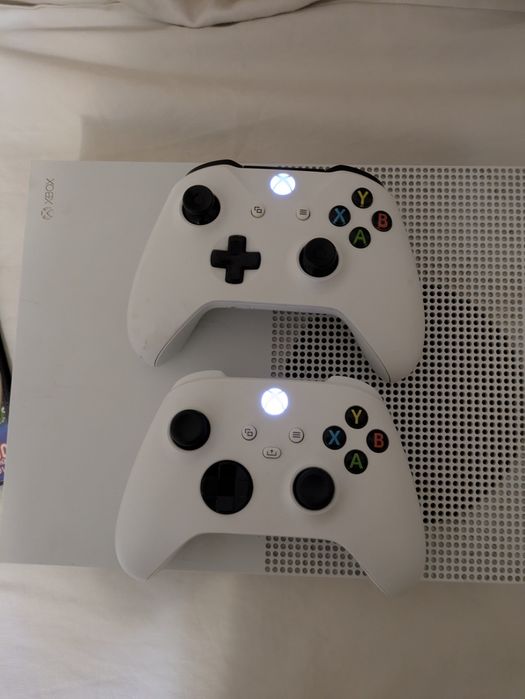 Продам Xbox One S Терміново