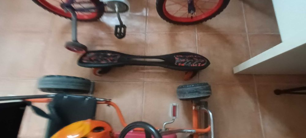 Carro a pedais criança, bicicleta overbord