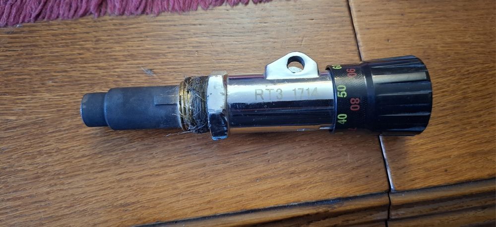 Miarkownik ciągu powietrza do pieca CO