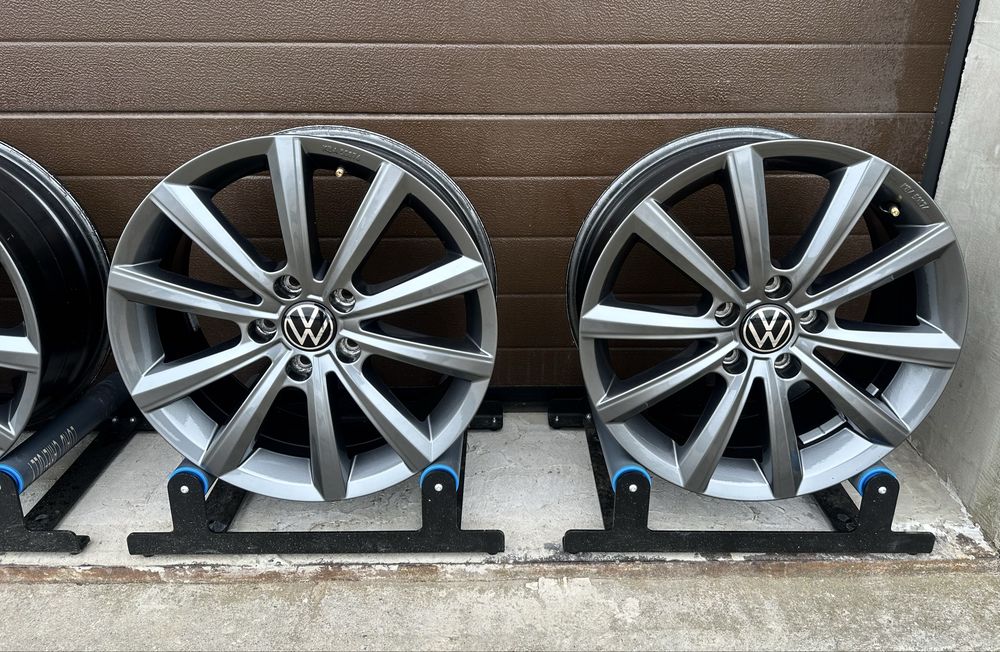 4x felgi aluminiowe 5x112 r17 et41 6,5J Alufelgi Oryginał VW Grafitowe 17”